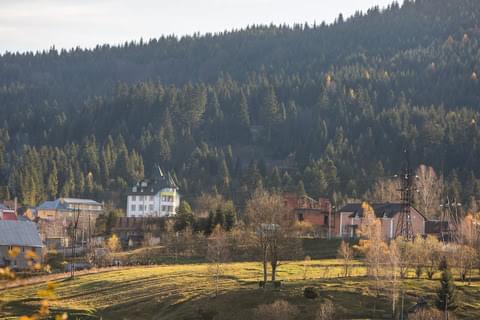 Фото готелю Замок Панорамний здалеку